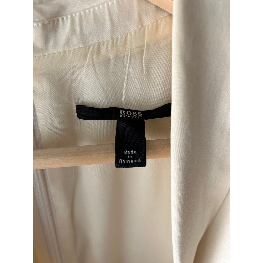 BOSS Hugo Boss US 4 | Just Married in Manhattan Dress - Picture 4 of 5